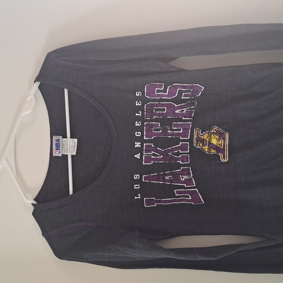 NBA Los Angeles Lakers Longsleeved Shirt size Medium - Picture 3 of 5